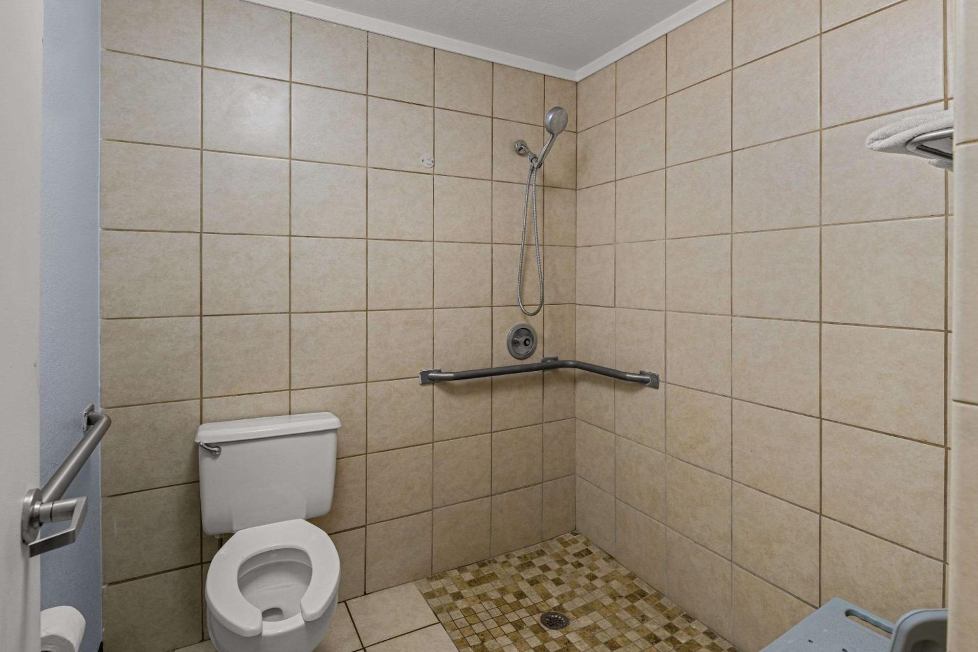 Rodeway Inn Midland Luaran gambar
