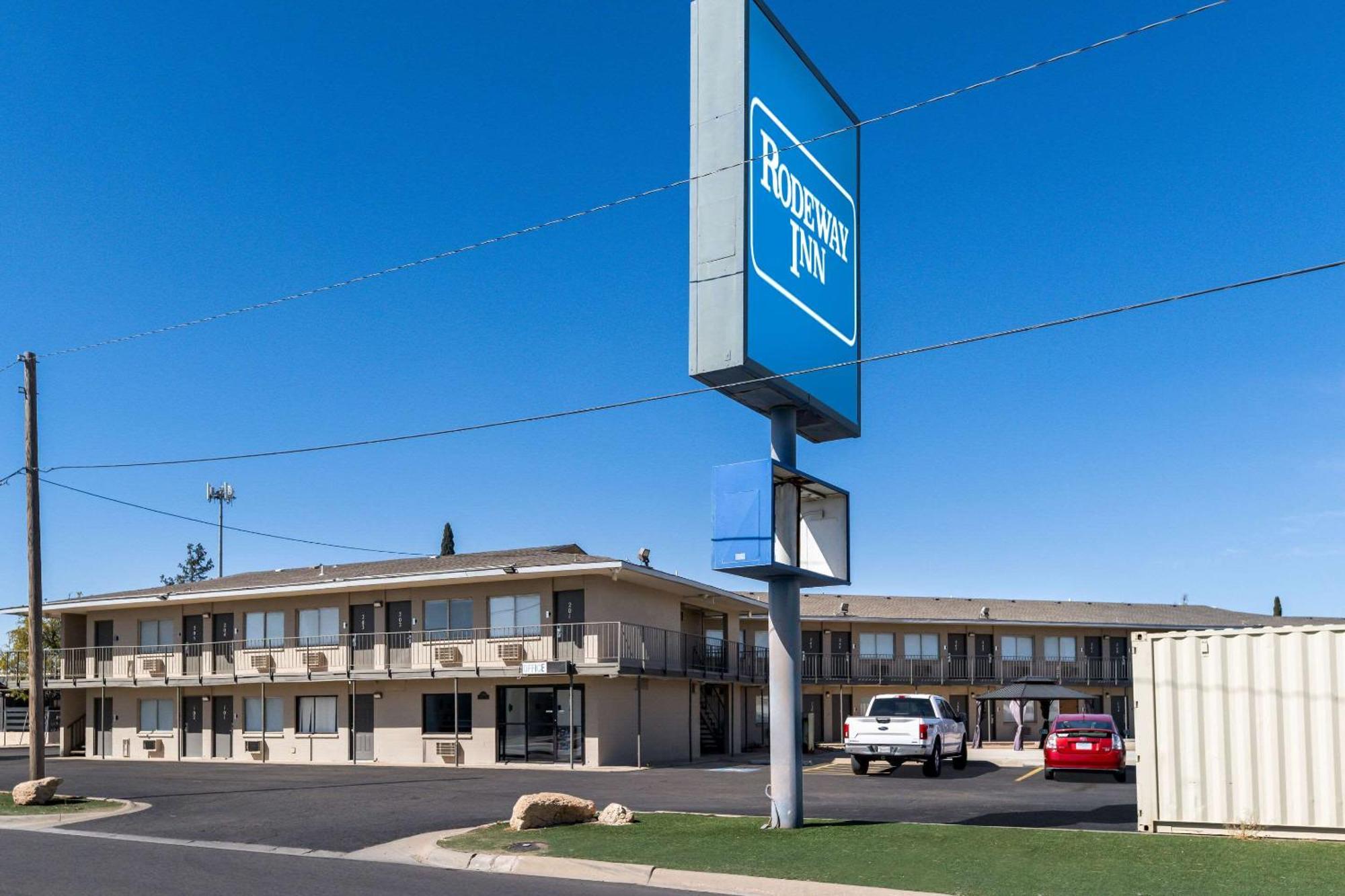 Rodeway Inn Midland Luaran gambar
